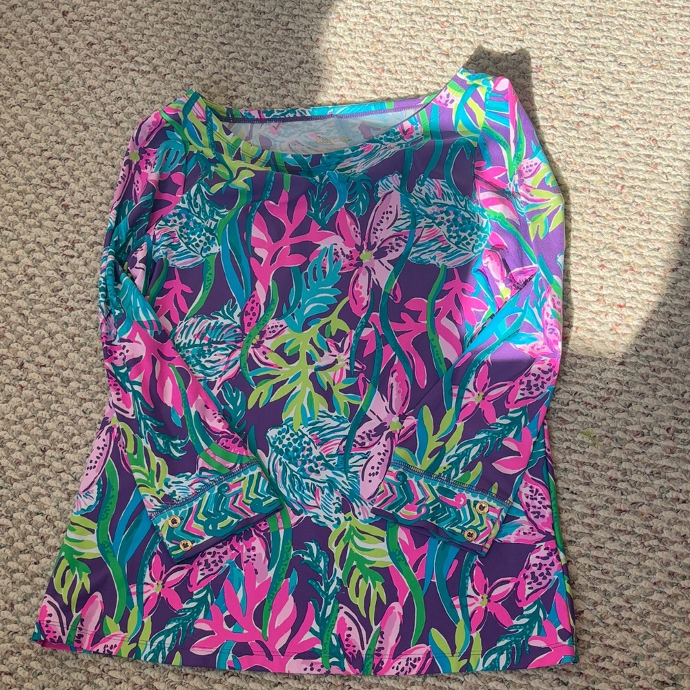 Lilly Pulitzer UPF 50 Blouse  - NWOT✨